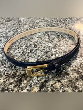 Liz Claiborne Navy Leather Belt Gold Buckle Small Petite 32”